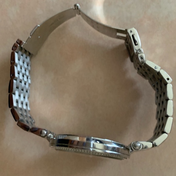 Michael Kors Watch - Picture 3 of 4